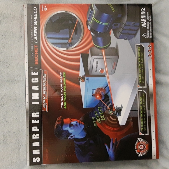 Sharper Image Spy Series Secret Laser Shield Game (Open Box) - Picture 2 of 16